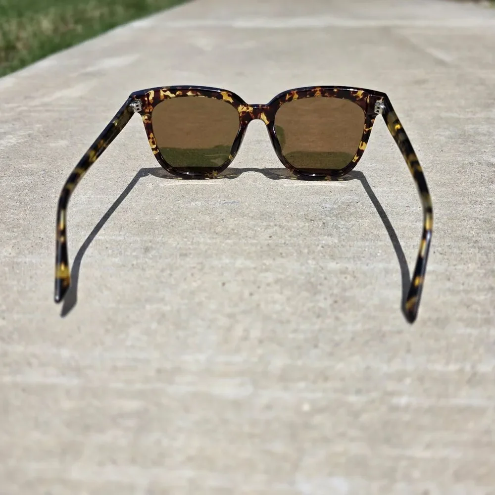 Blenders Women's Growe Eyewear Tortise Wildcat Love BE4104 Polarized Sunglasses